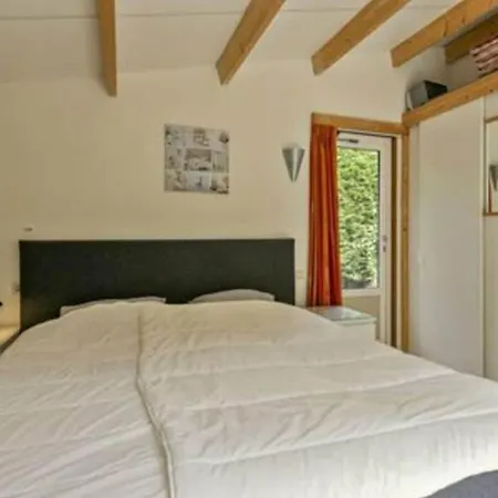 Holiday home Huijsmansverhuur Type C Comfort Prinsenhof 51 Ouddorp